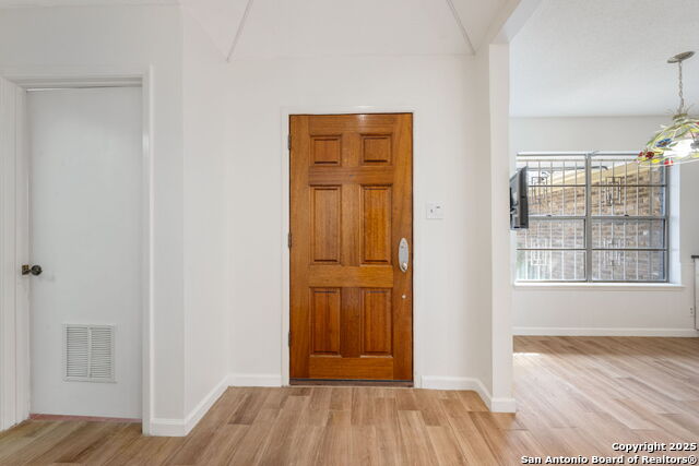 Image 4 of 25 For 11613 Whisper Valley