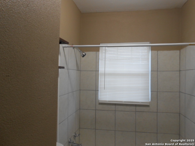 Image 22 of 32 For 2051 Martin Luther King