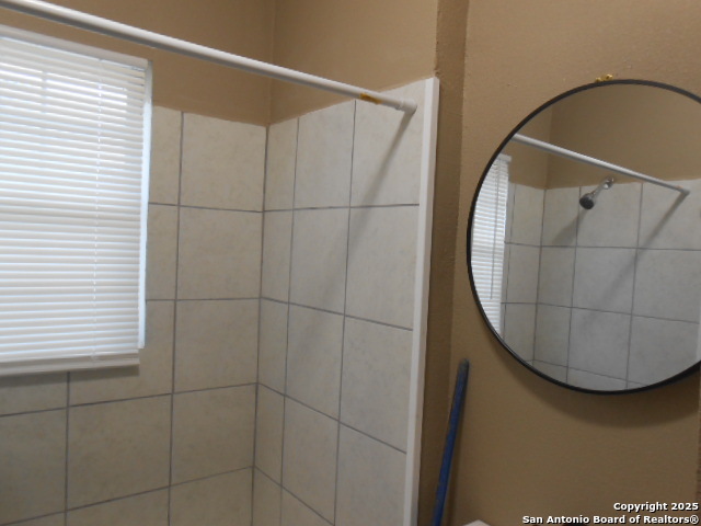 Image 23 of 32 For 2051 Martin Luther King