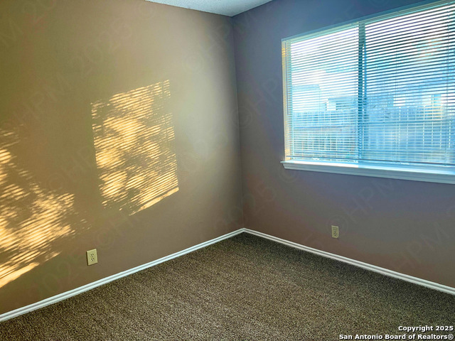 Image 10 of 13 For 8806 Meadow Range St