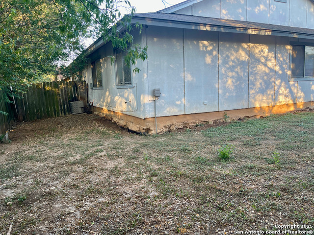 Image 11 of 13 For 8806 Meadow Range St