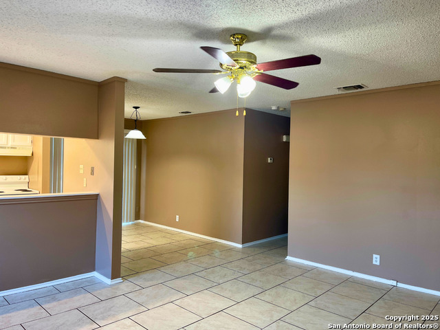 Image 3 of 13 For 8806 Meadow Range St