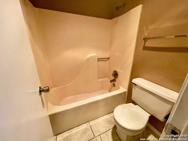 Image 9 of 13 For 8806 Meadow Range St