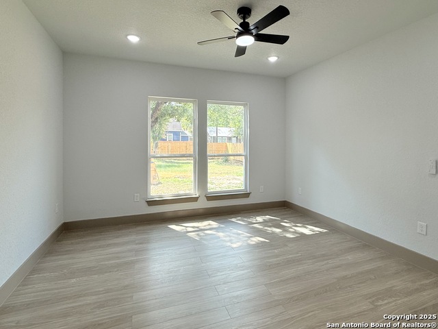 Image 14 of 38 For 1048 Gibbs