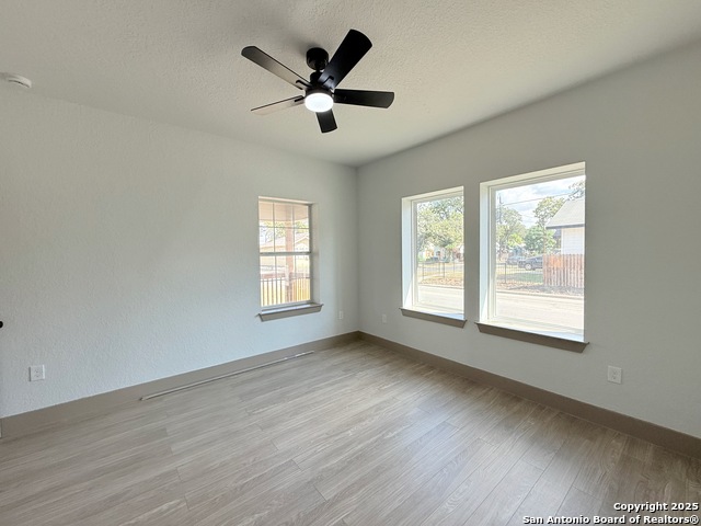 Image 17 of 38 For 1048 Gibbs