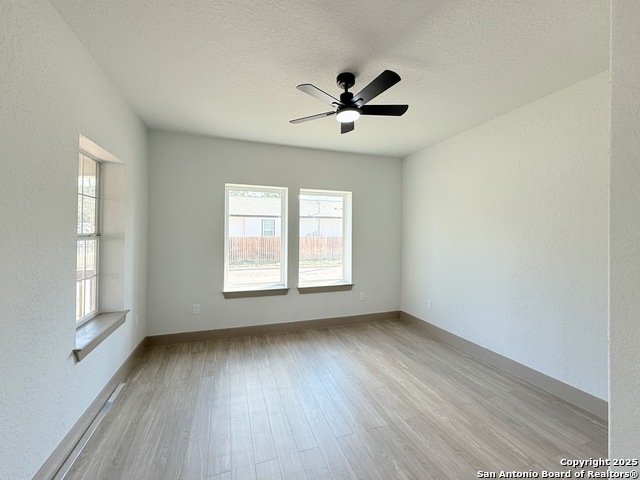 Image 18 of 38 For 1048 Gibbs