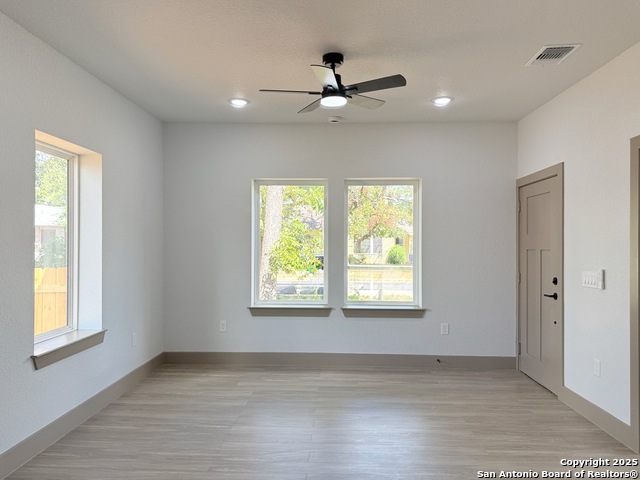 Image 26 of 38 For 1048 Gibbs