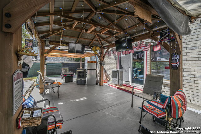 Image 29 of 38 For 11010 Kimes Park Dr