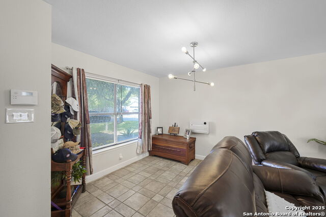 Image 7 of 38 For 11010 Kimes Park Dr