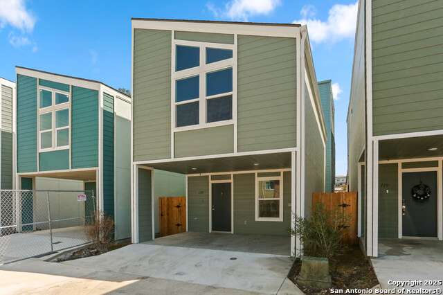 Details for 310 W Evergreen St #121, San Antonio, TX 78212