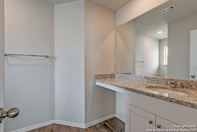 Listing photo id 18 for 11626 Lavendale Spur