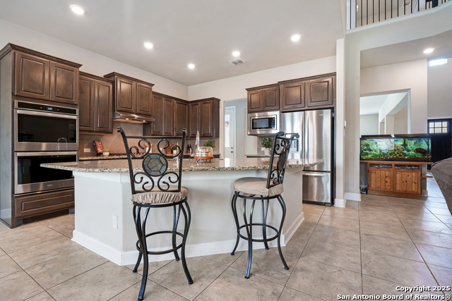 Image 18 of 52 For 6527 Tallow Way