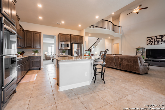 Image 19 of 52 For 6527 Tallow Way