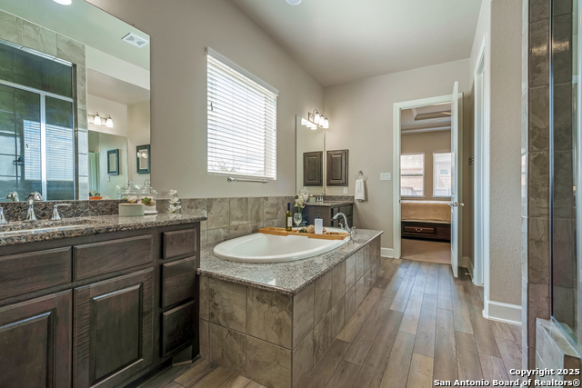 Image 26 of 52 For 6527 Tallow Way