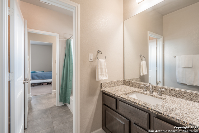 Image 33 of 52 For 6527 Tallow Way