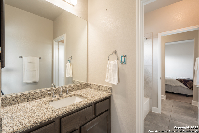 Image 34 of 52 For 6527 Tallow Way