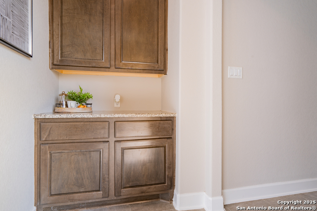 Image 52 of 52 For 6527 Tallow Way