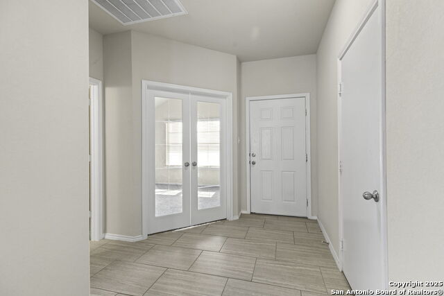 Listing photo id 2 for 161 Sambar Main