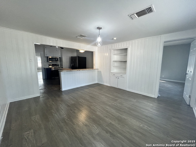 Image 10 of 34 For 255 Sayers E