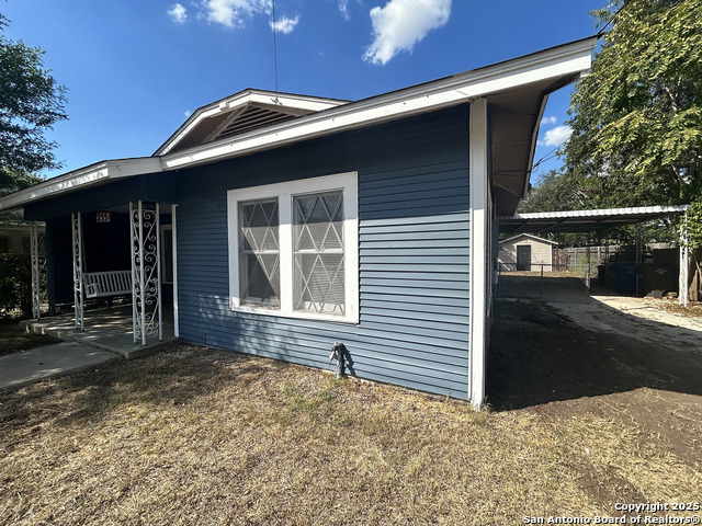 Image 2 of 34 For 255 Sayers E