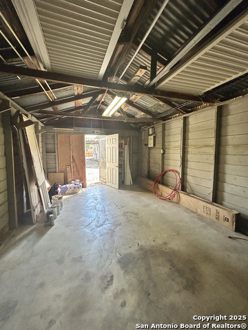 Image 30 of 34 For 255 Sayers E