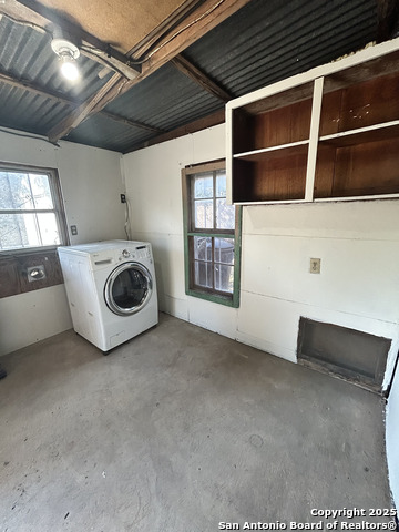 Image 34 of 34 For 255 Sayers E