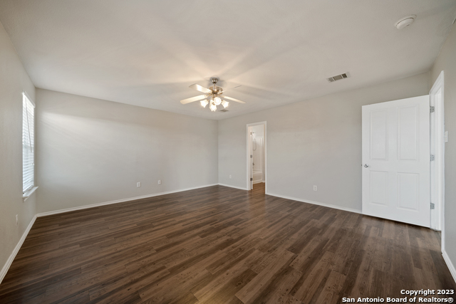 Image 20 of 34 For 216 Anvil Pl