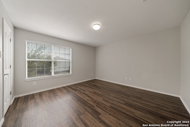 Image 26 of 34 For 216 Anvil Pl