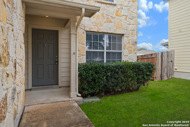 Image 4 of 34 For 216 Anvil Pl