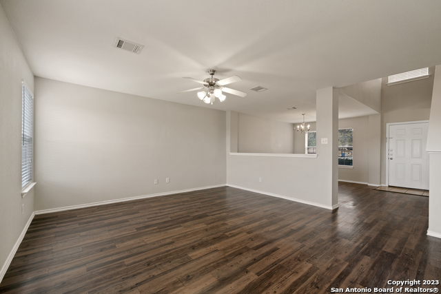 Image 7 of 34 For 216 Anvil Pl