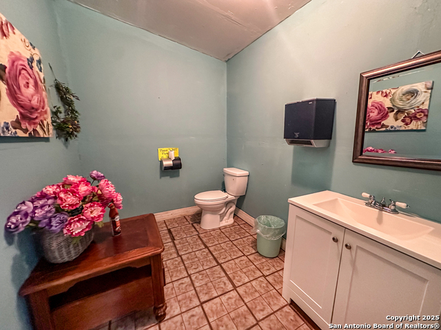 Image 25 of 42 For 763 Fm 536  