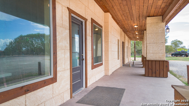 Image 4 of 42 For 763 Fm 536  