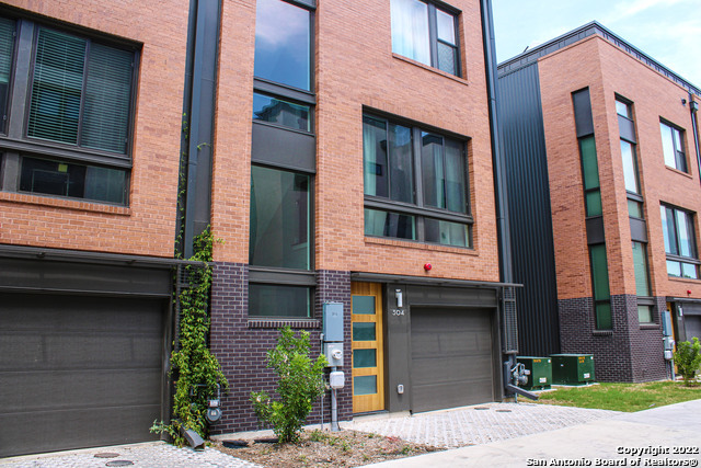Details for 318 Grayson St W 304, San Antonio, TX 78212