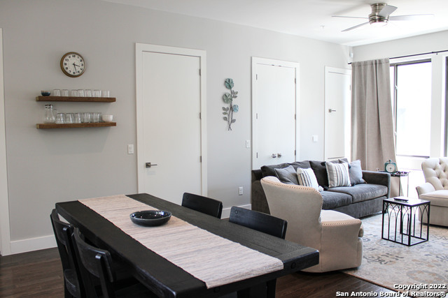 Image 13 of 31 For 318 Grayson St W 304