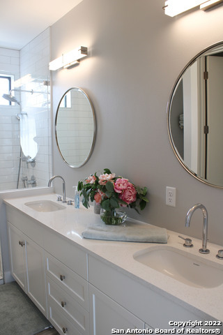 Image 26 of 31 For 318 Grayson St W 304