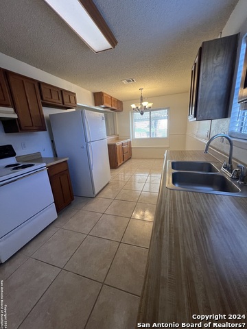 Image 11 of 23 For 14434 Bluewood
