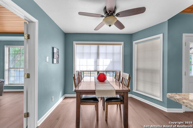 Listing photo id 12 for 881 Georges