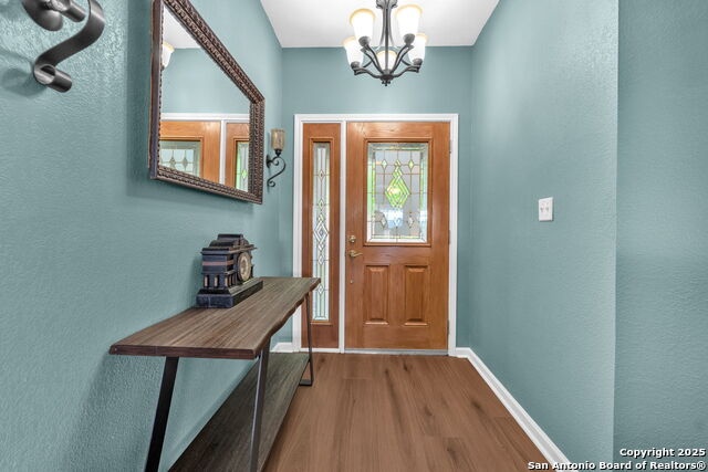 Listing photo id 21 for 881 Georges