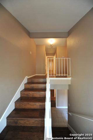Listing photo id 9 for 11730 Whisper Bow