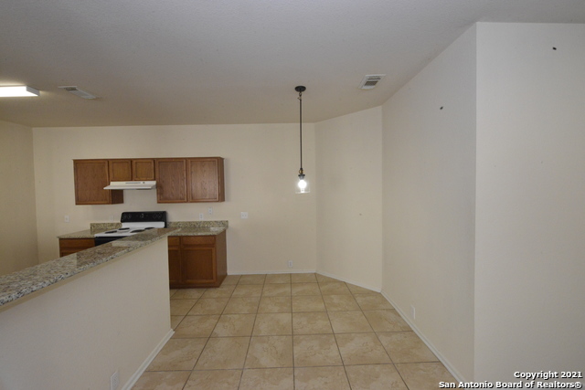 Image 5 of 19 For 15515 Robin Feather