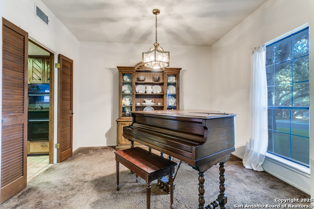 Image 13 of 25 For 1811 Moreshead