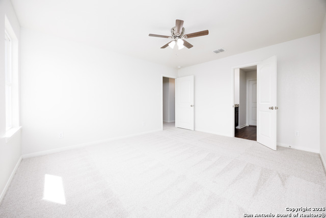 Image 17 of 39 For 12318 Carlson Valley