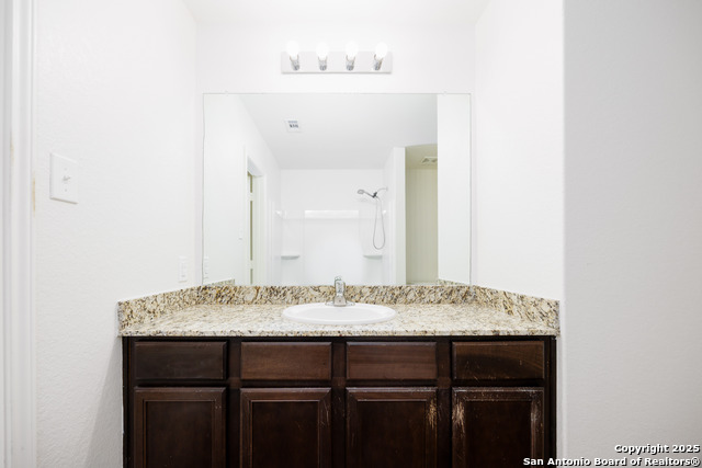 Image 30 of 39 For 12318 Carlson Valley