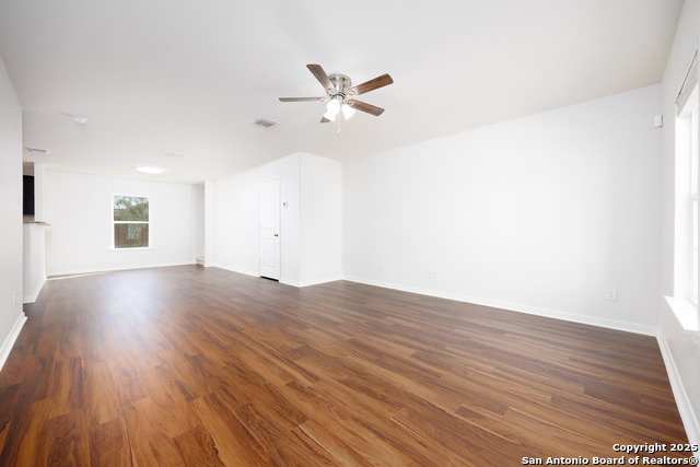 Image 9 of 39 For 12318 Carlson Valley