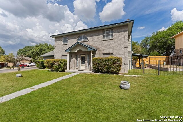 Image 13 of 32 For 13802 Fairway