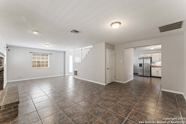 Image 17 of 32 For 13802 Fairway