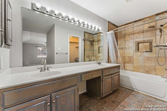 Image 8 of 32 For 13802 Fairway