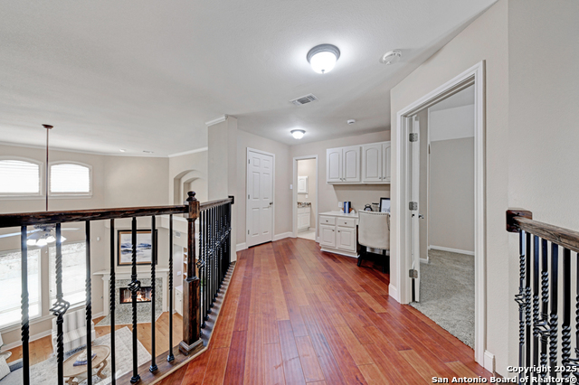 Listing photo id 27 for 802 Ridge Trace