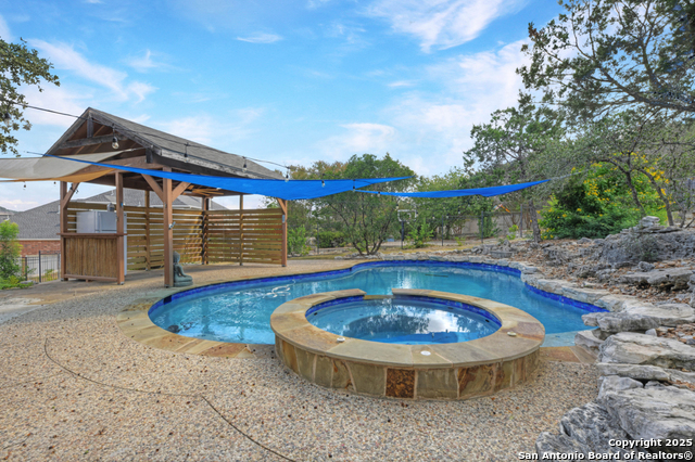 Listing photo id 36 for 802 Ridge Trace