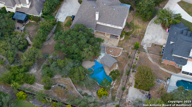 Listing photo id 46 for 802 Ridge Trace